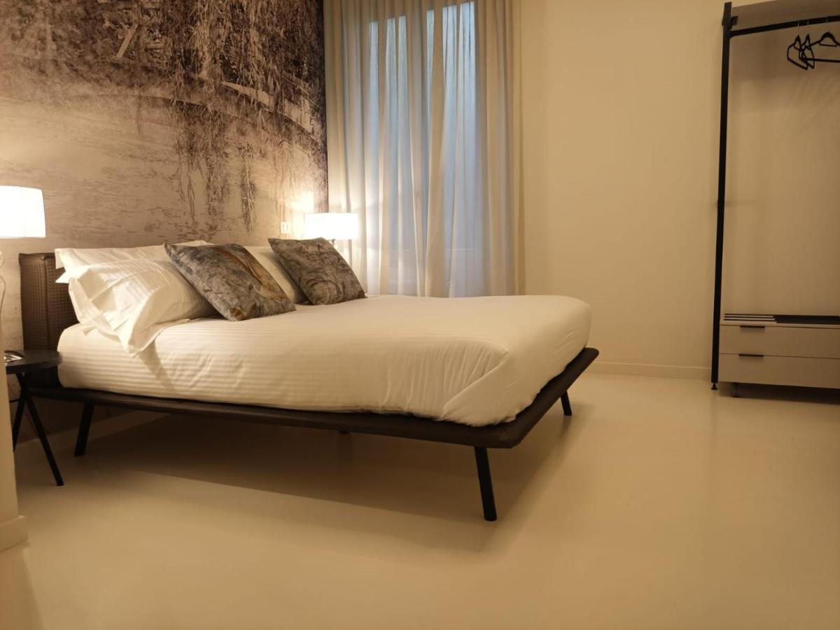 "A Casa Di Giacomo" Luxury Rooms Con Aria Condizionata بيرغامو المظهر الخارجي الصورة